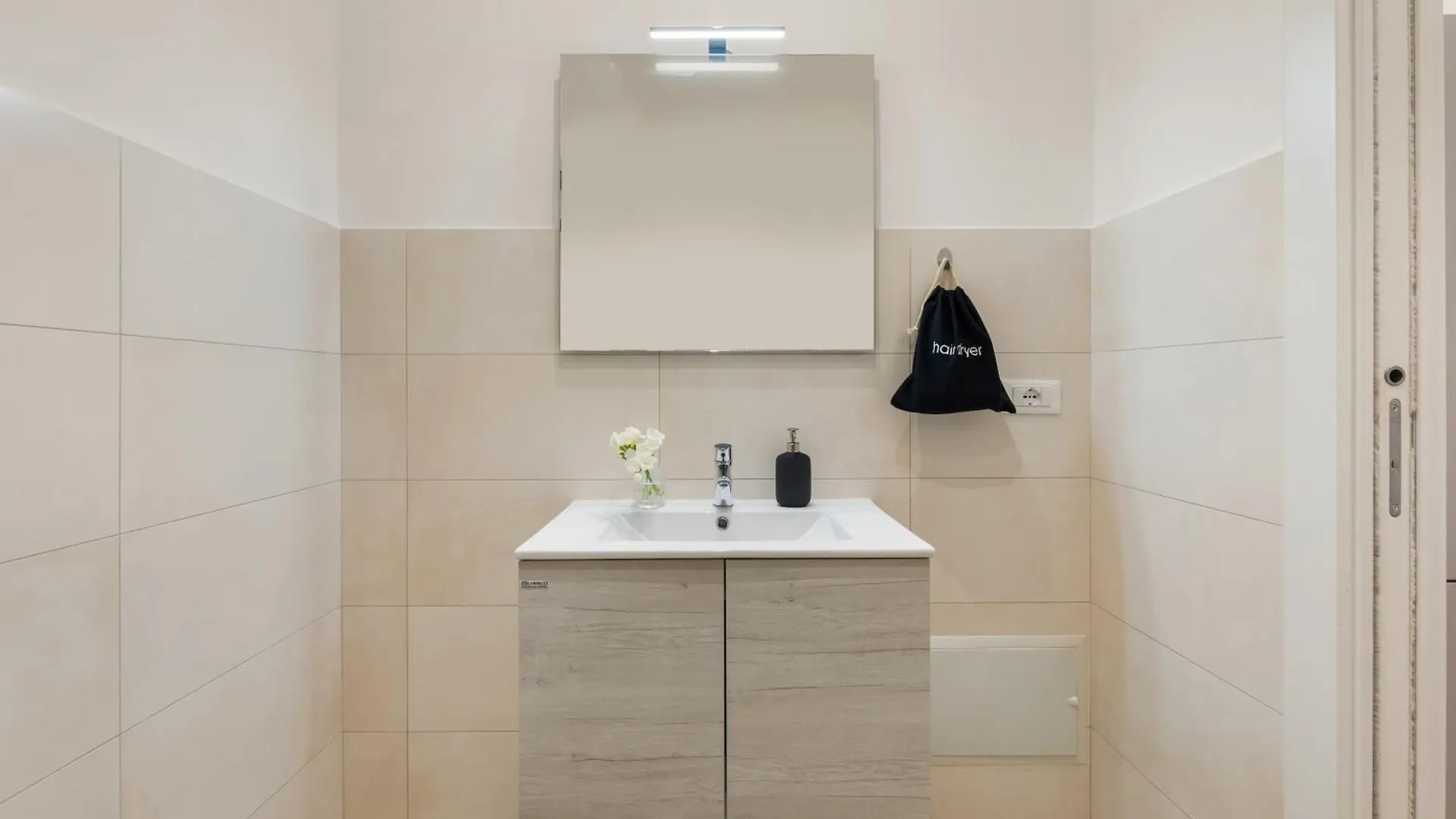 Homs Boutique Apartment Roma Italia